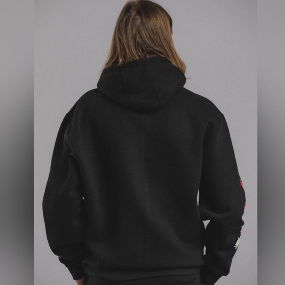 RSQ x Smiley Smile More Made With Care Hoodie and Pants Set Size Medium - Picture 3 of 9